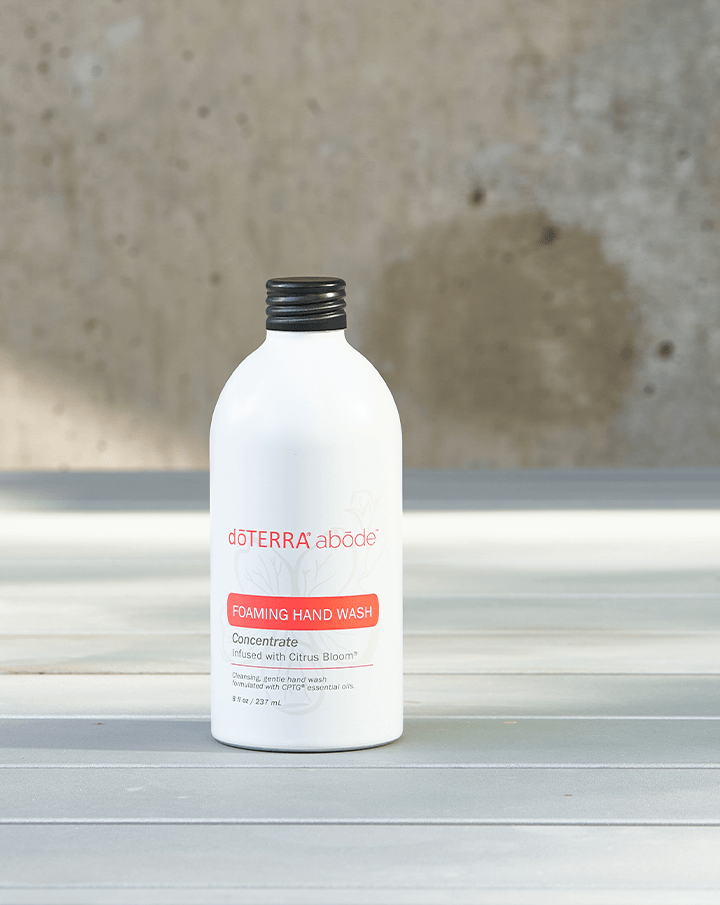 Mousse nettoyante pour les mains abōde Citrus Bloom dōTERRA | 237 ml