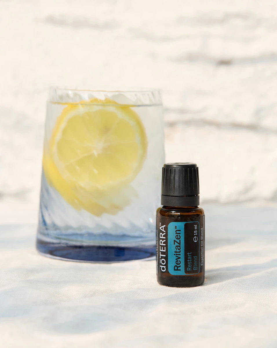 Flacon RevitaZen dōTERRA 15 ml en situation