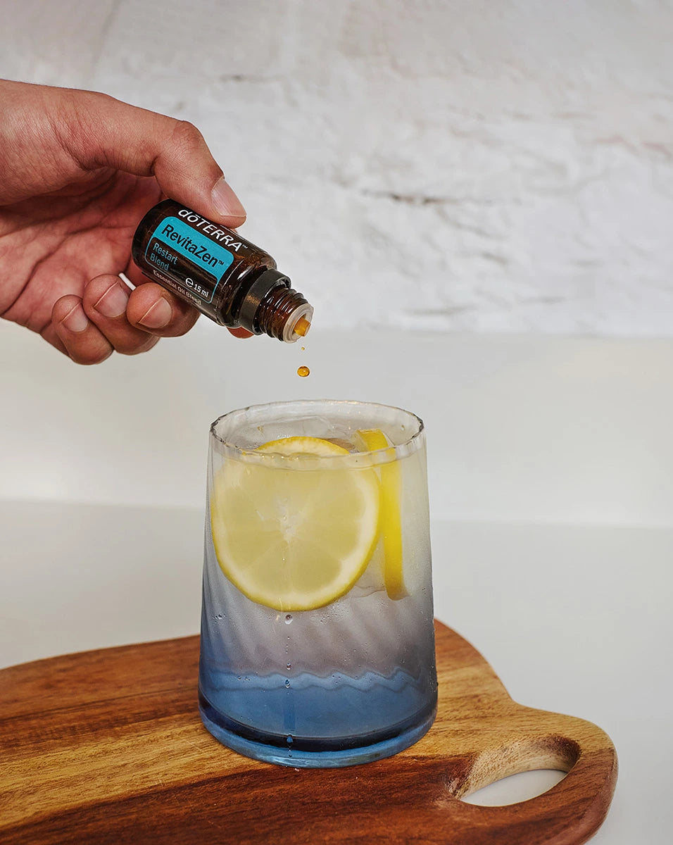 Flacon RevitaZen dōTERRA 15 ml, troisième mise en situation
