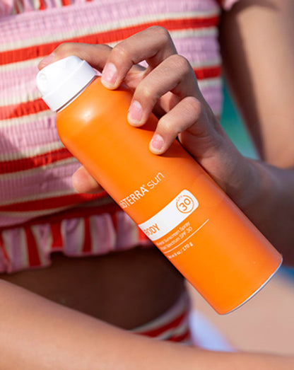 Spray solaire minéral SPF 30 pour le corps Sun dōTERRA, 170 g