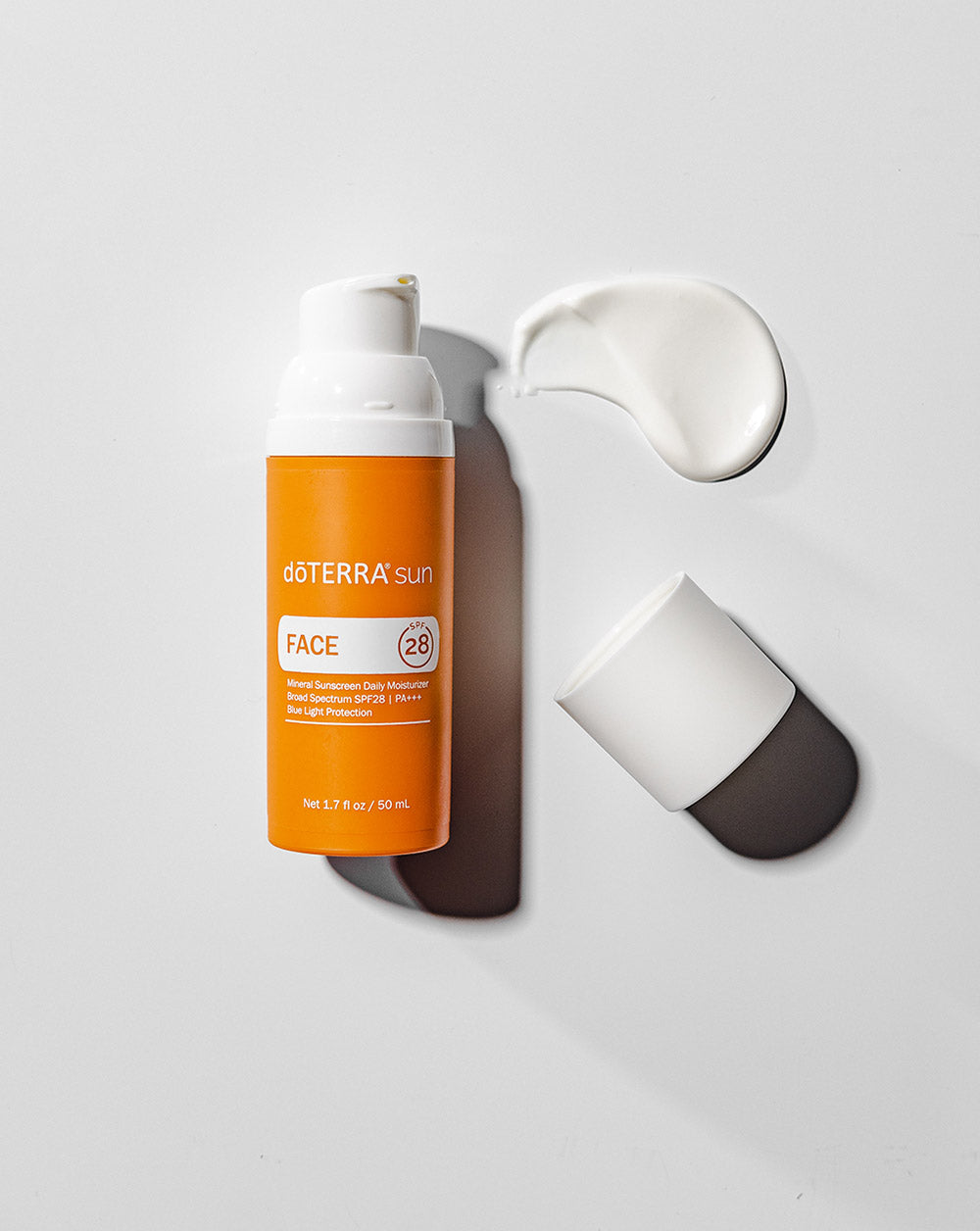 Crème solaire minérale hydratante SPF 30 pour le visage Sun dōTERRA | 50 ml