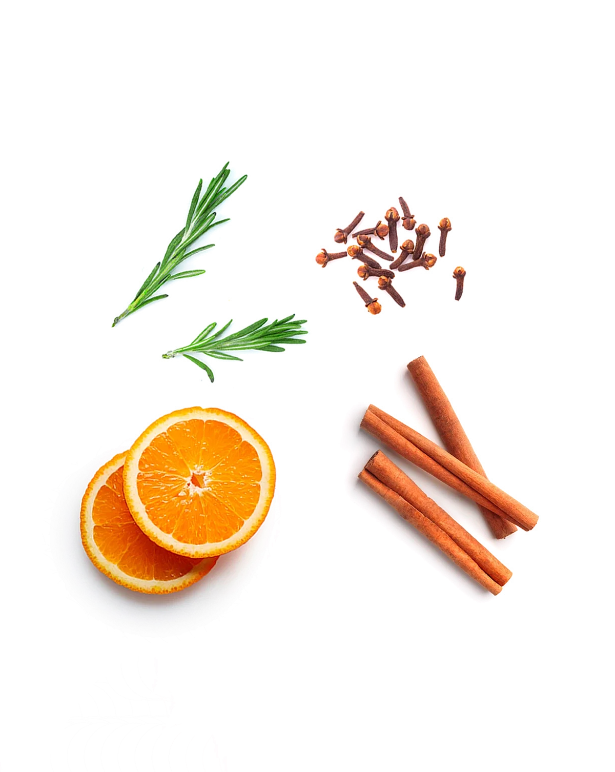 Orange, clou de girofle, cannelle et romarin, les plantes du mélange On Guard