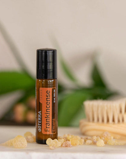 Encens (Frankincense) Touch dilué en applicateur à bille dōTERRA, 10 ml