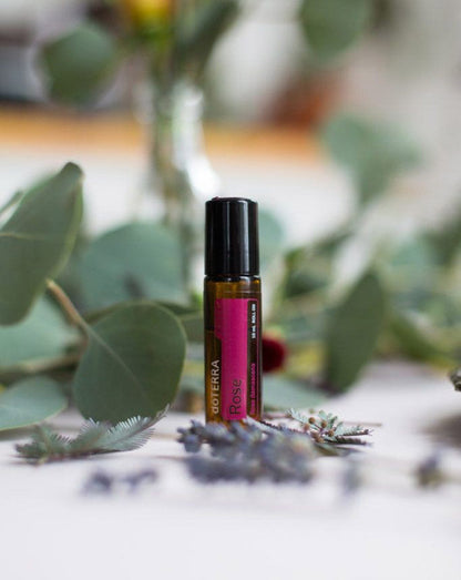Rose Touch dilué en applicateur à bille dōTERRA, 10 ml